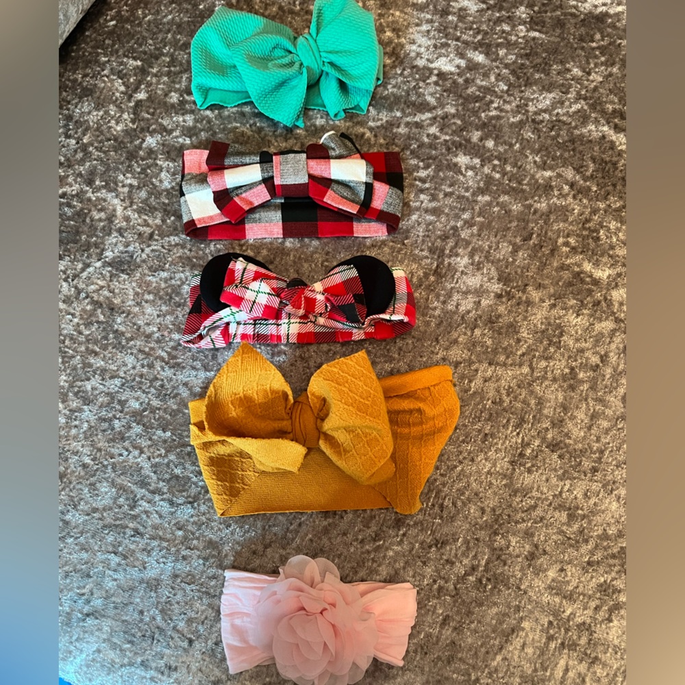 5 Assorted girls baby/ toddler headbands